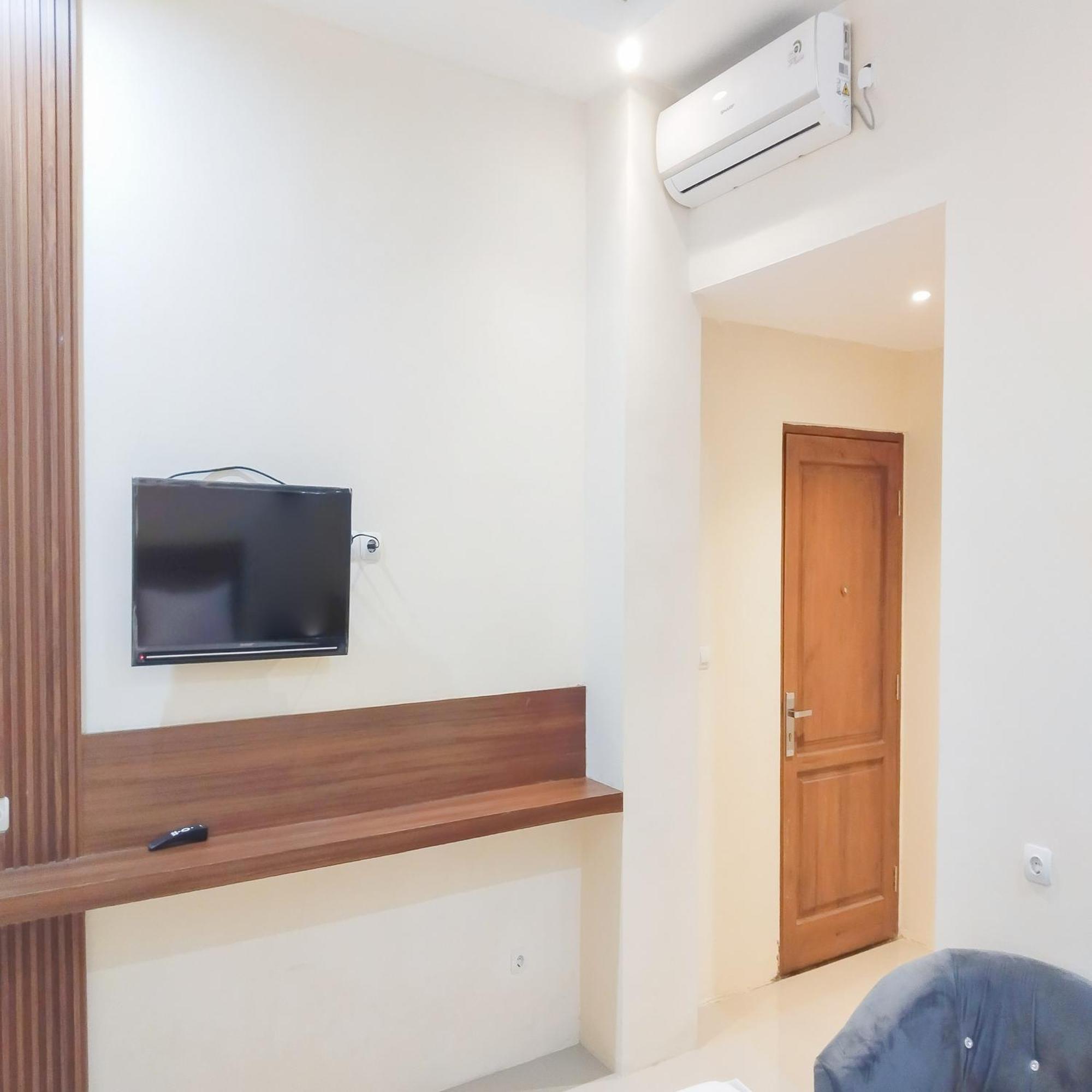 Chitra Boutique Redpartner Hotel 2*