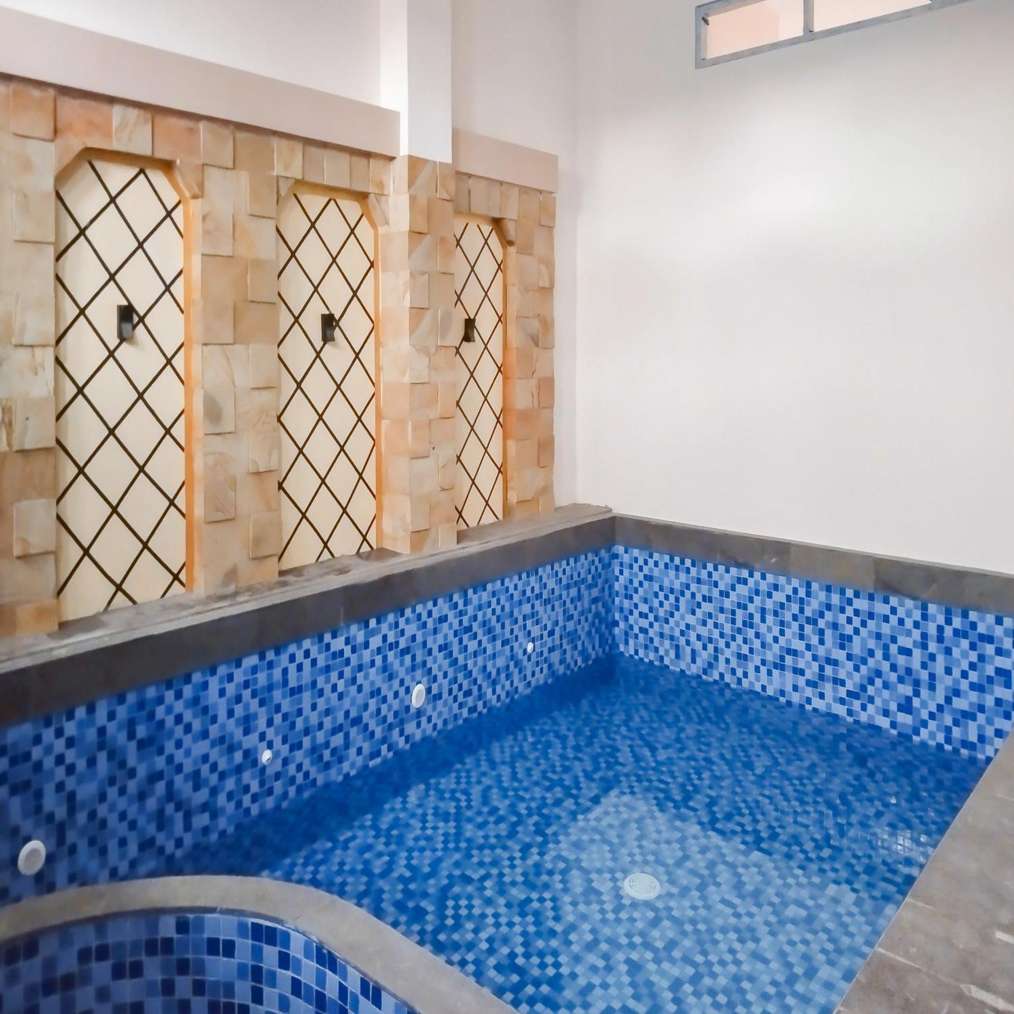 Hotel Chitra Boutique Redpartner